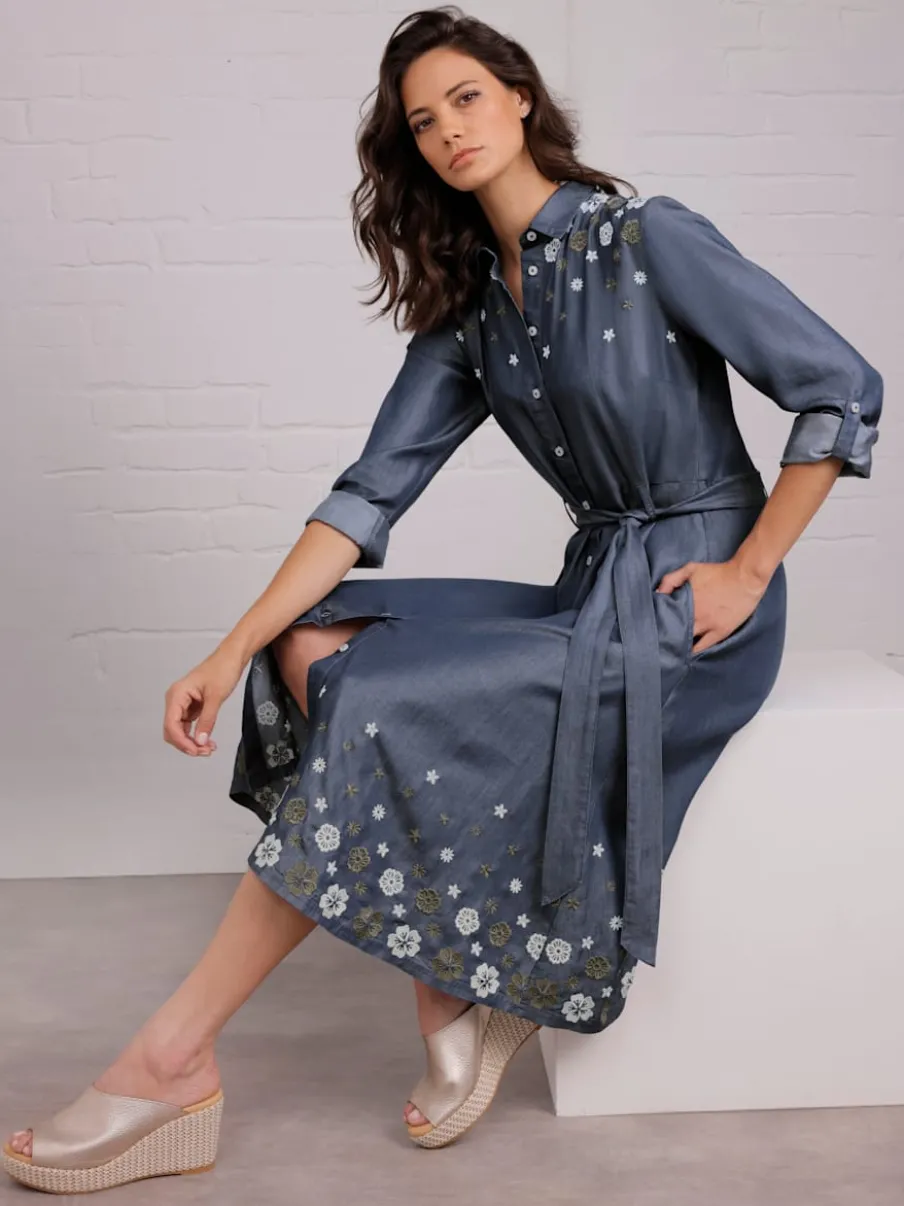 Robe tissée en lyocell avec broderie florale et ceinture à nouer