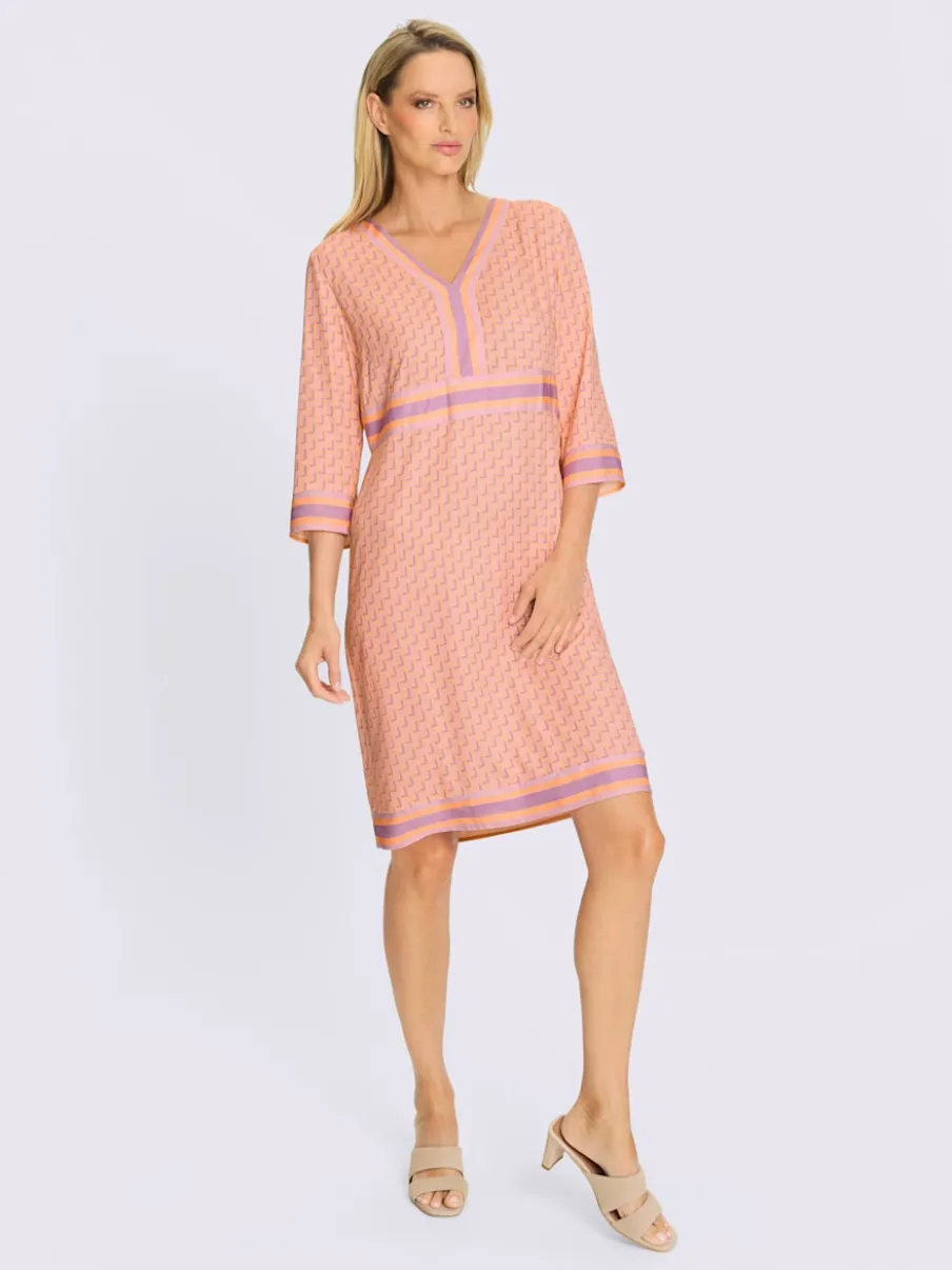 Robe tissée en viscose douce avec encolure V