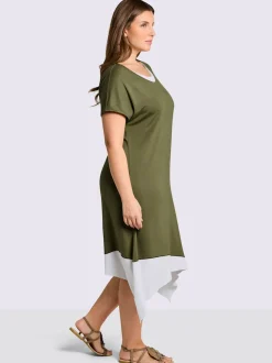Robe évasée aspect 2 en 1 tendance