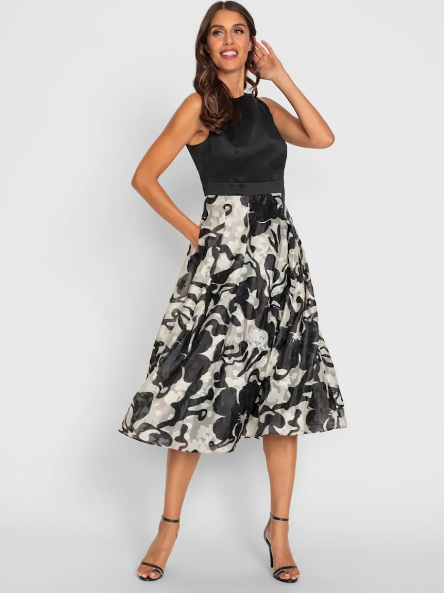 Robe évasée jacquard à encolure ronde et poches latérales