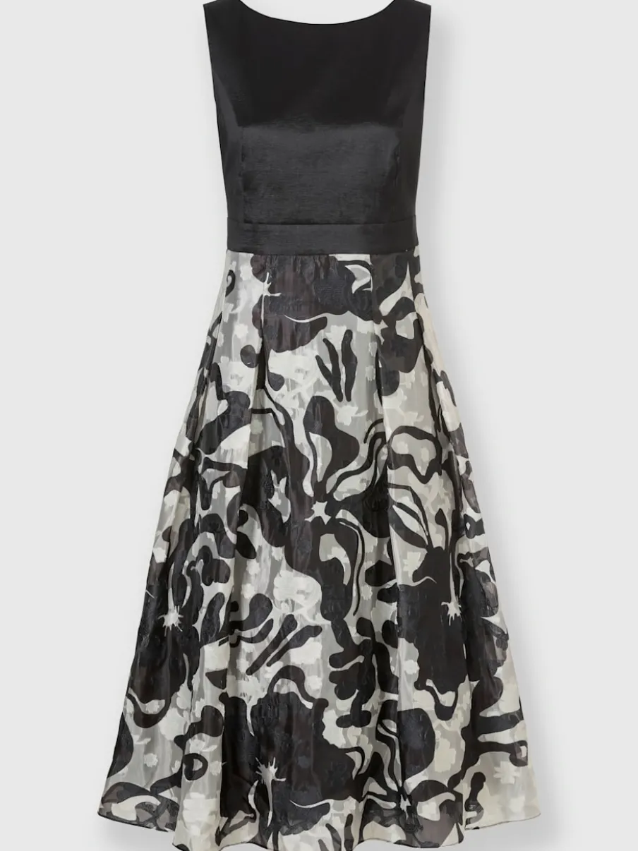 Robe évasée jacquard à encolure ronde et poches latérales