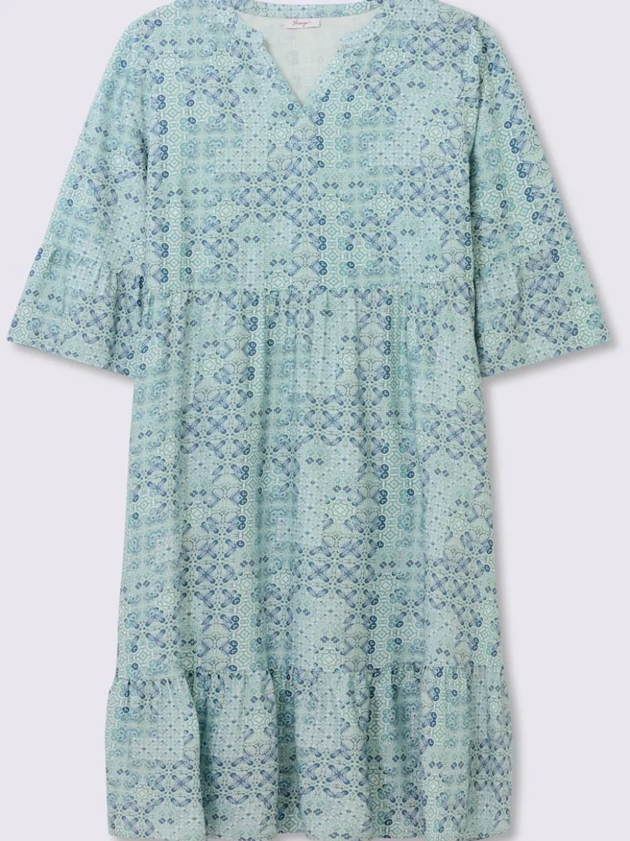 Robe évasée motif estival