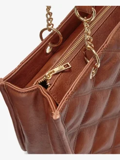 Sac à main avec matelassage tendance et anse à chaîne dorée
