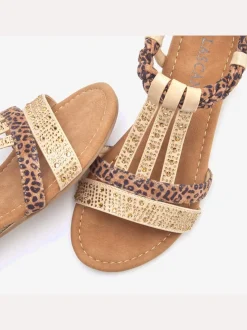 Sandales avec superbes éléments décoratifs au style ethnique