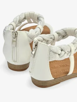 Sandales avec superbes éléments décoratifs au style ethnique