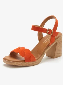 Sandales à brides talon bottier confortable, brides effet tressé et imitation daim élégante