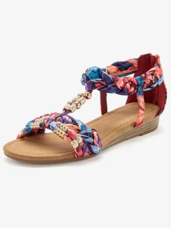Sandales estivales avec brides fantaisie raffinées et design tressé coloré