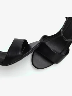 Sandales à talons hauts hauteur talon 8 cm
