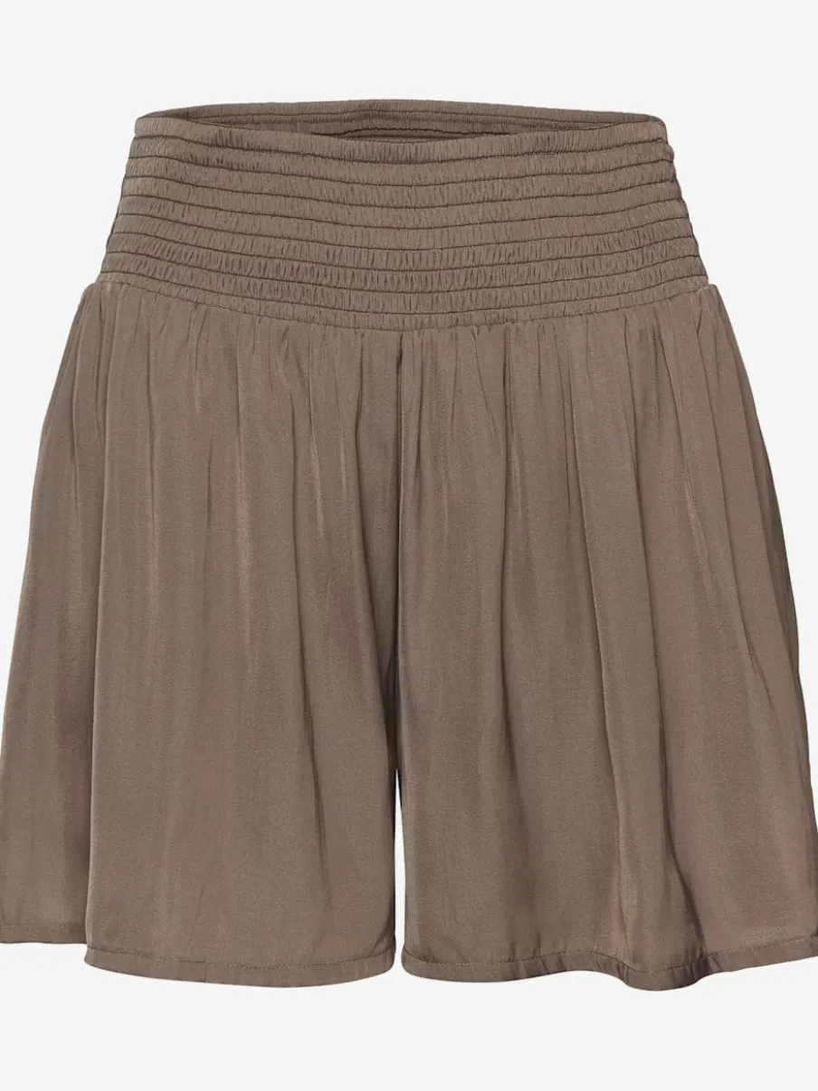 Short d'été léger avec large ceinture smockée et coupe décontractée