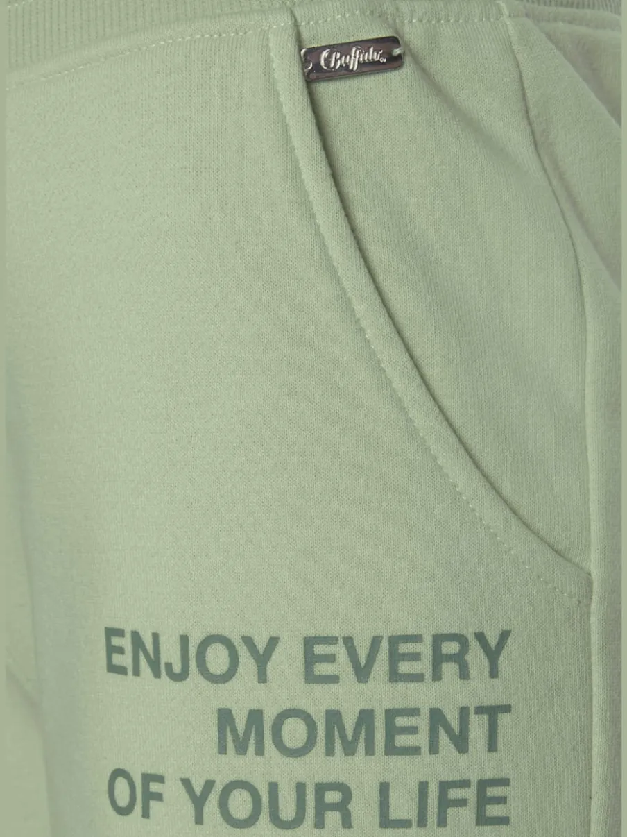 Short en matière sweat avec imprimé et poches fendues pratiques
