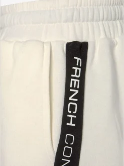 Short molletonné confortable avec poches latérales pratiques