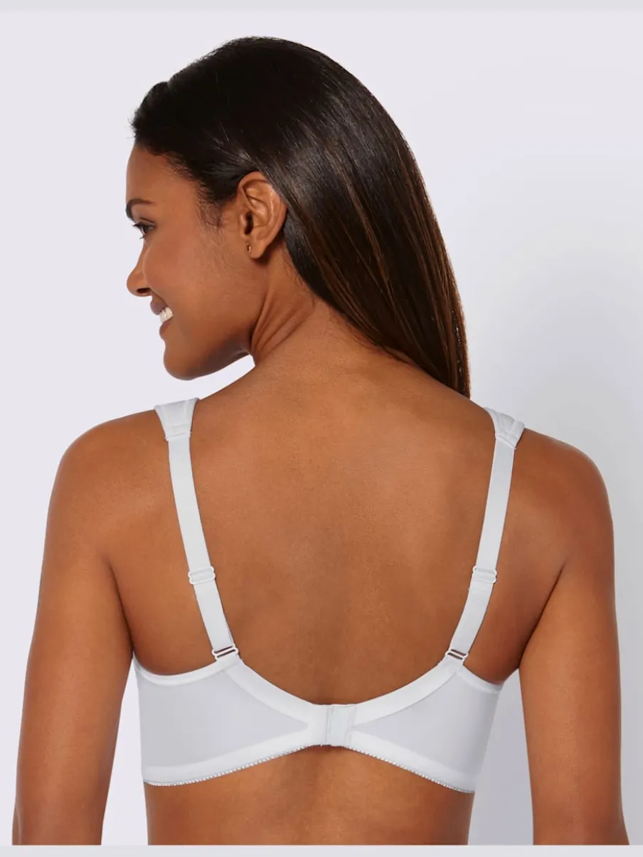 Soutien-gorge sans armatures à bonnets moulés et bretelles réglables