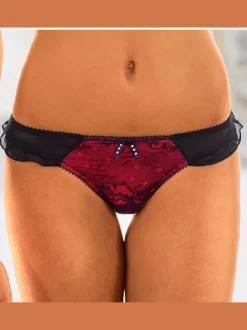 String dentelle doublée devant
