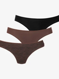 String finitions élastiques et plates à la taille et aux échancrures
