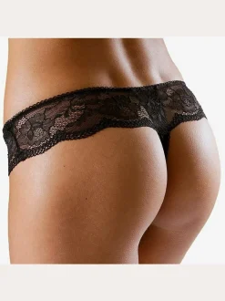 String féminin avec large ceinture en dentelle florale