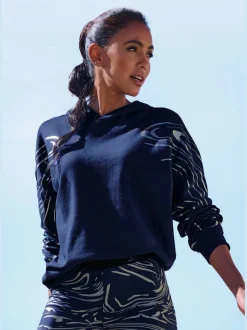 Sweat à capuche à motif abstrait avec bords-côtes doux