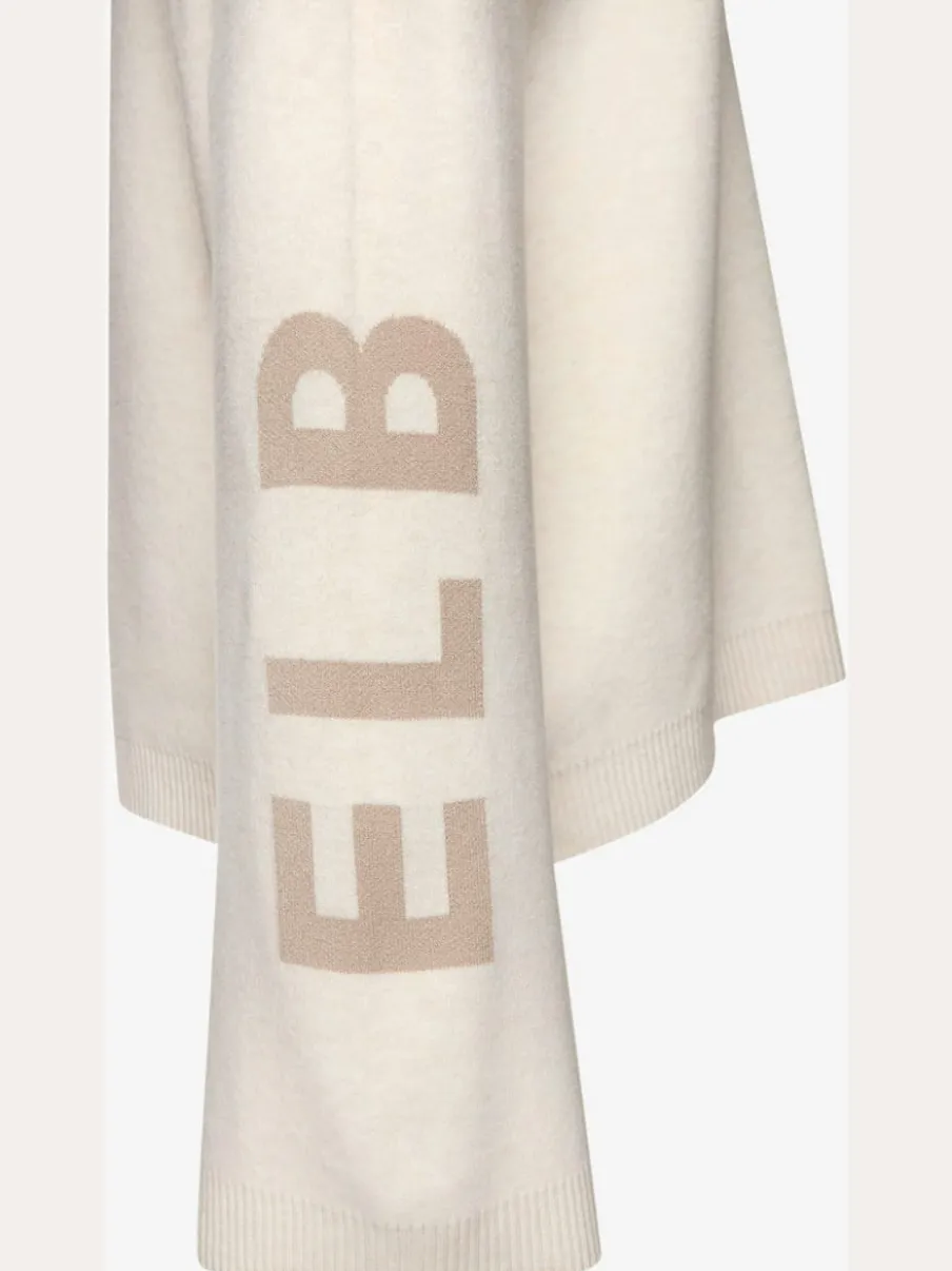 Sweater en tricot doux avec col roulé et manches longues