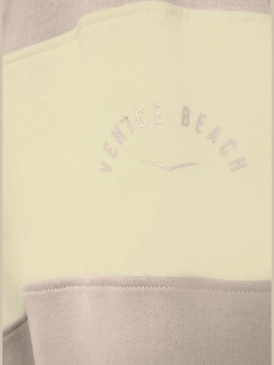 Sweatshirt à capuche avec manches longues et logo sur la manche gauche