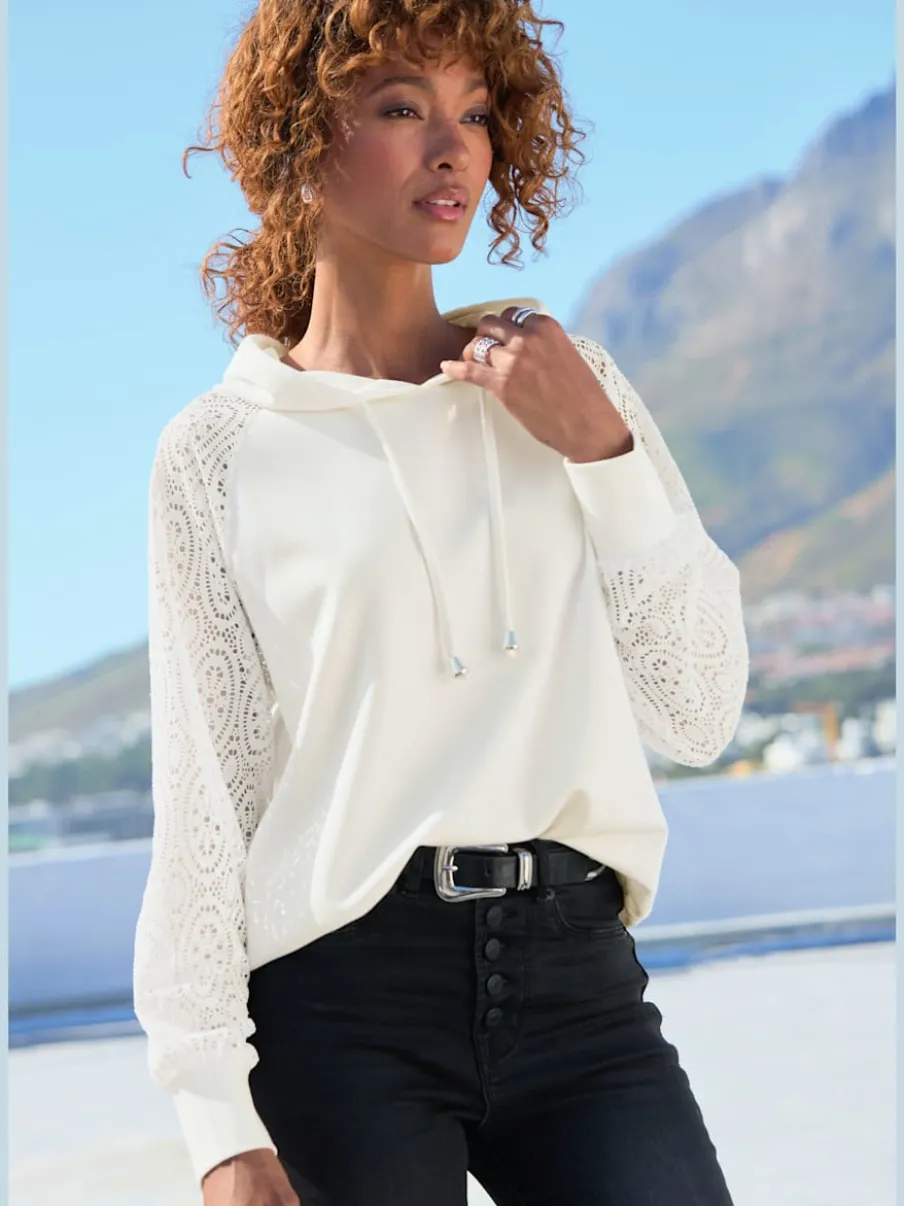 Sweatshirt à capuche avec manches en dentelle et cordon argenté