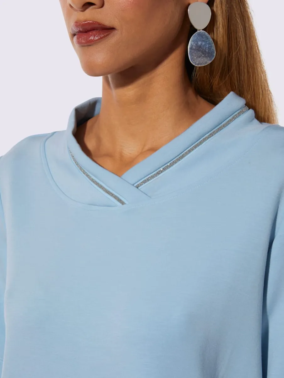Sweatshirt à col V chevauchant avec manches courtes et finition douce