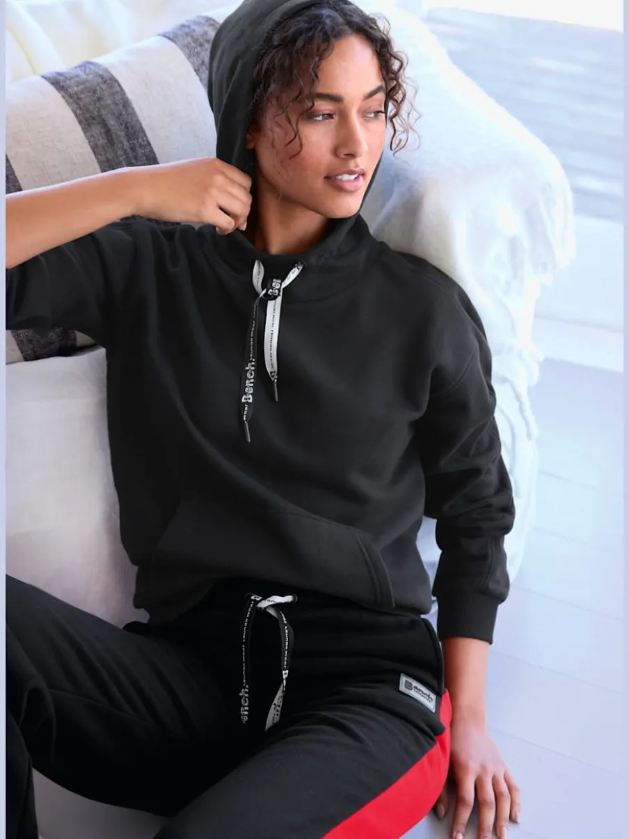 Sweatshirts à capuche avec bord-côtes et logo doux