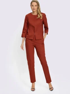 Tailleur-pantalon à blazer rond et manches 3/4 avec poches