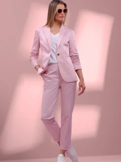 Tailleur pantalon chic avec blazer à col revers