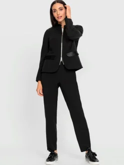 Tailleur pantalon jogging avec blazer et détails satinés