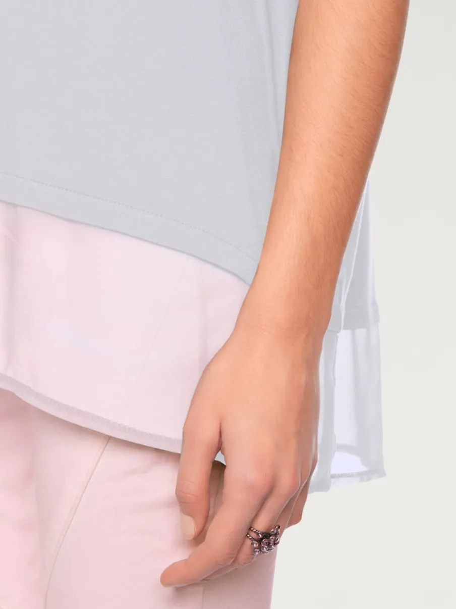 T-shirt ample fluide avec large ourlet en mousseline