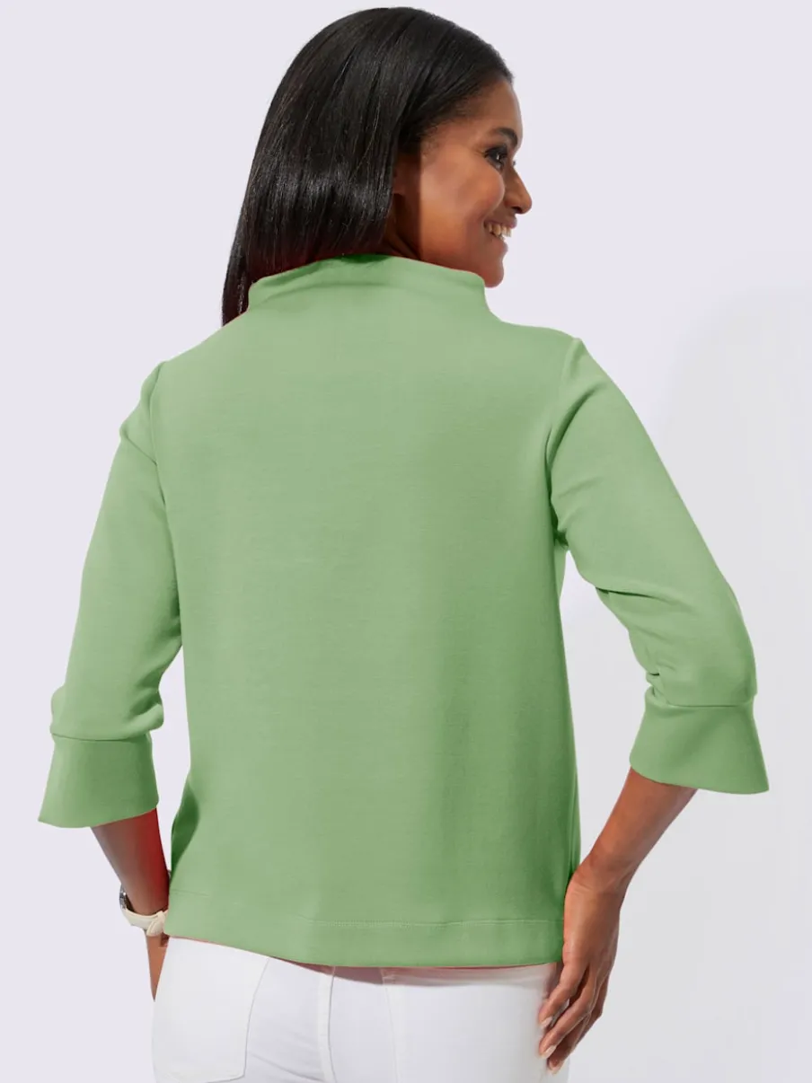 T-shirt à col montant avec manches trois quarts fendues