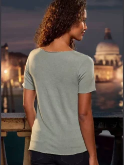T-shirt à col rond avec bords pailletés raffinés et manches finies
