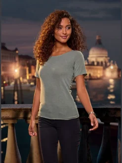 T-shirt à col rond avec bords pailletés raffinés et manches finies