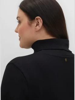 T-shirt à col roulé