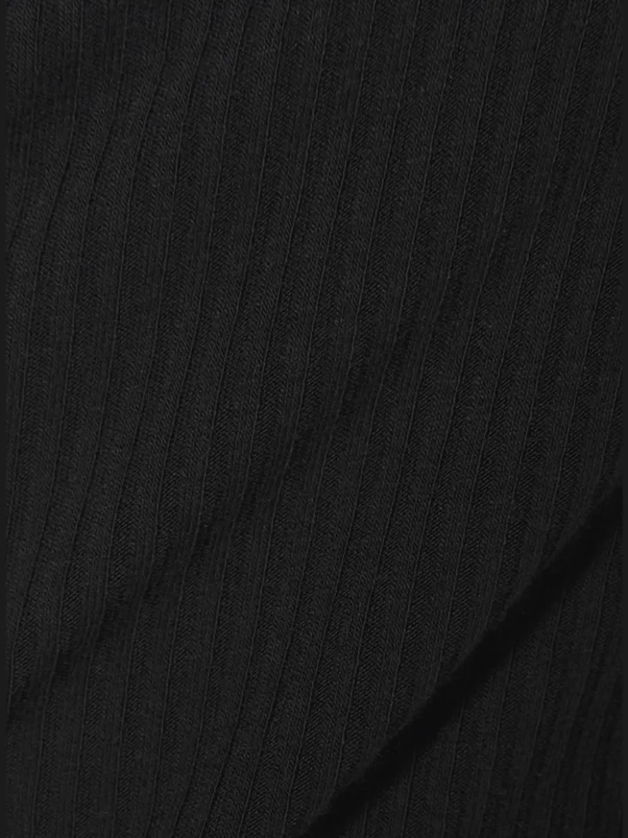 T-shirt court à encolure en V et manches courtes