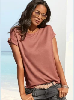 T-shirt décontracté à manches courtes avec bouton décoratif