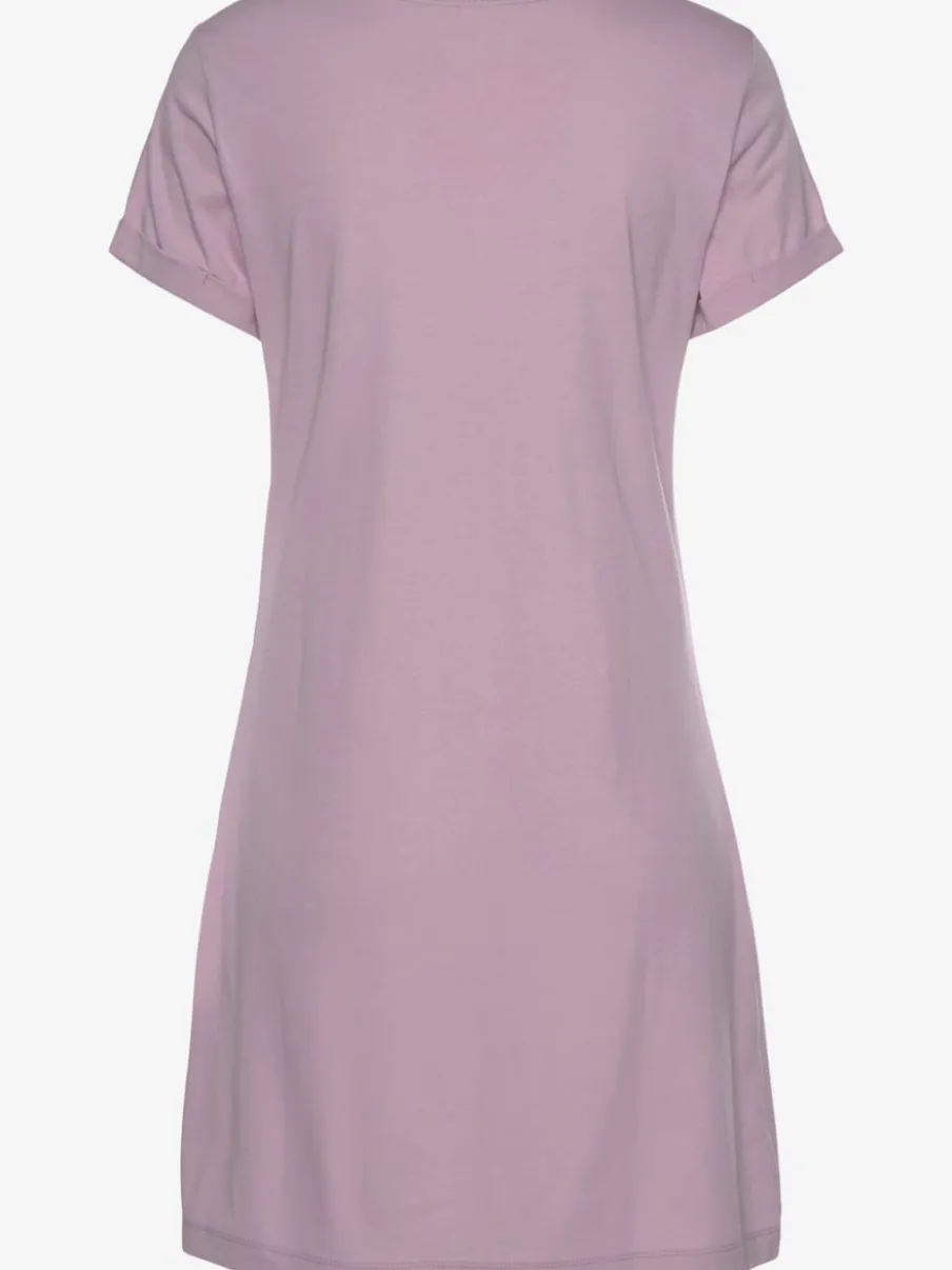 T-shirt de nuit confortable avec manches courtes et motif cœur