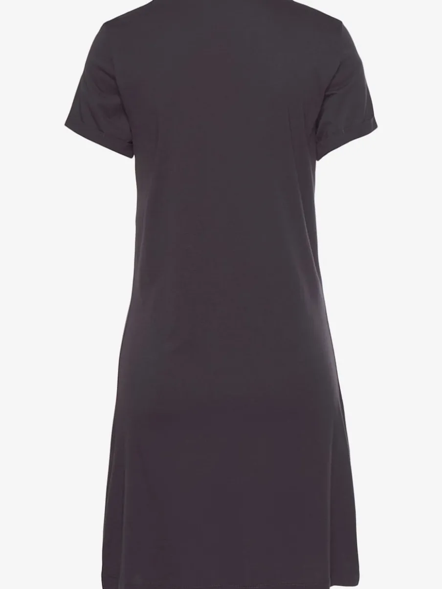 T-shirt de nuit confortable avec manches courtes et motif cœur