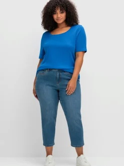 T-shirt encolure ronde dégagée