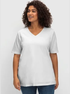 T-shirt encolure v tendance