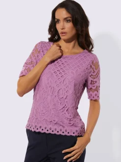 T-shirt en dentelle avec col rond et manches courtes