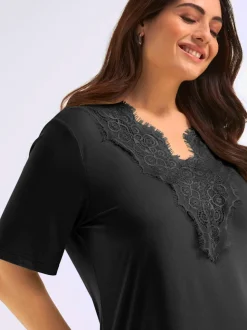 T-shirt en dentelle col v devant et au dos