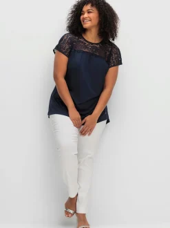 T-shirt en dentelle empiècement dentelle tendance