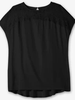 T-shirt en dentelle empiècement dentelle tendance