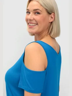 T-shirt en v encolure en v affinante