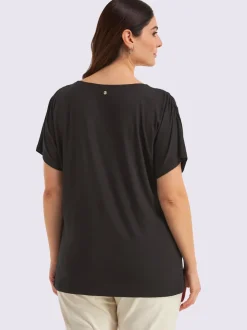 T-shirt en v encolure en v affinante