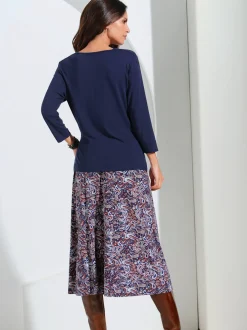 T-shirt femme avec col bénitier et manches 3/4 fluide