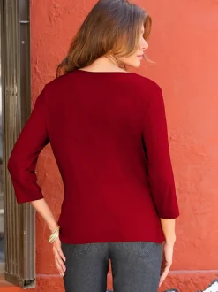 T-shirt femme avec col bénitier et manches 3/4 fluide
