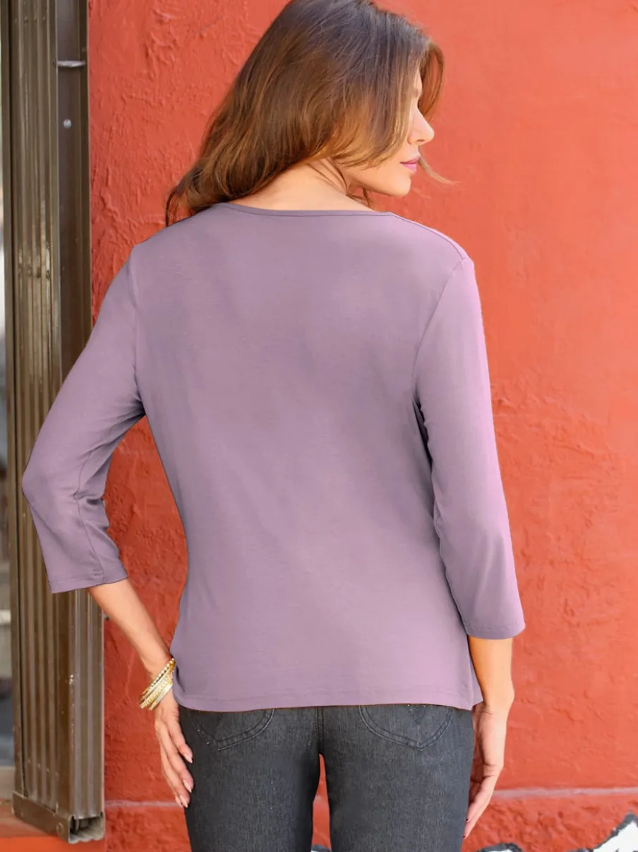 T-shirt femme avec col bénitier et manches 3/4 fluide
