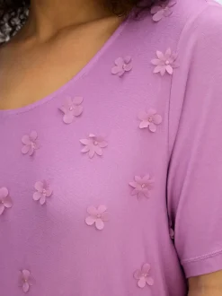 T-shirt fleurs en 3d