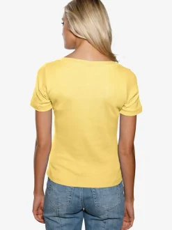 T-shirt à grande encolure carrée avec manches courtes et coupe ajustée